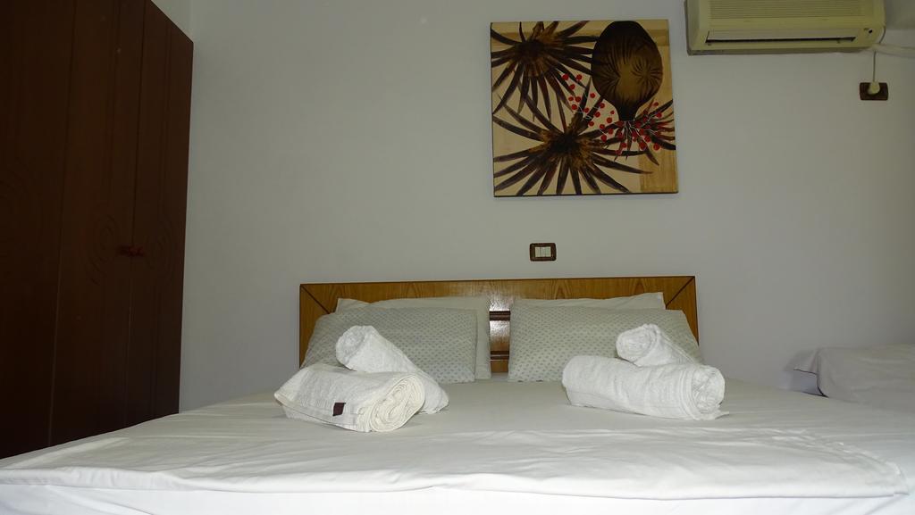 Apartament Petro's *