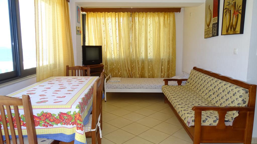 Apartment Petro's *