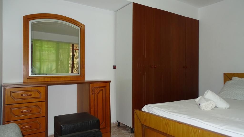 Apartment Petro's Ksamil